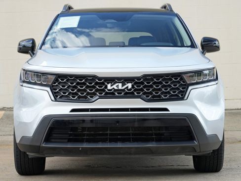 Used 2022 Kia Sorento S w/ Panoramic Sunroof Package AWD/4WD image 6