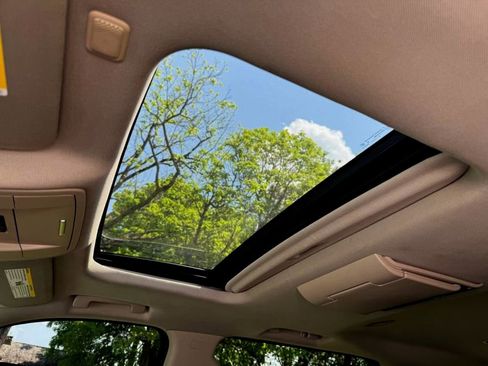 Used 2016 Chevrolet Suburban LTZ AWD/4WD image 32