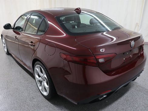 Used 2019 Alfa Romeo Giulia Ti Sport w/ Quick Order Package 22U Sport RWD image 4