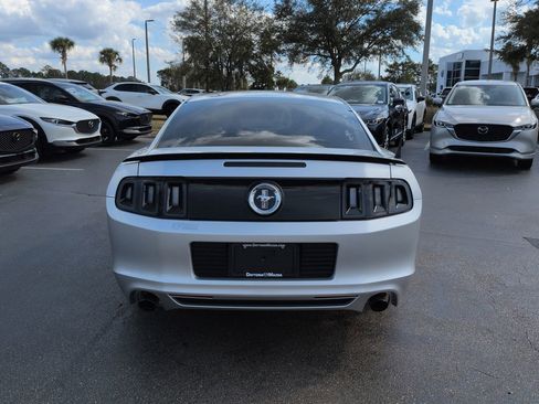Used 2014 Ford Mustang Coupe image 5