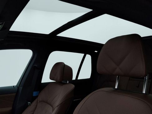 New 2026 BMW X5 xDrive50e image 13