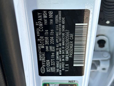 Used 2025 Hyundai Elantra Sport FWD image 26