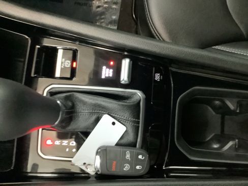 New 2026 Jeep Compass Limited image 22