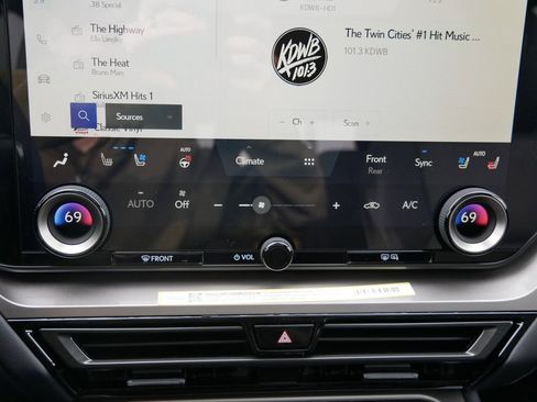 New 2026 Lexus TX 350 AWD image 22