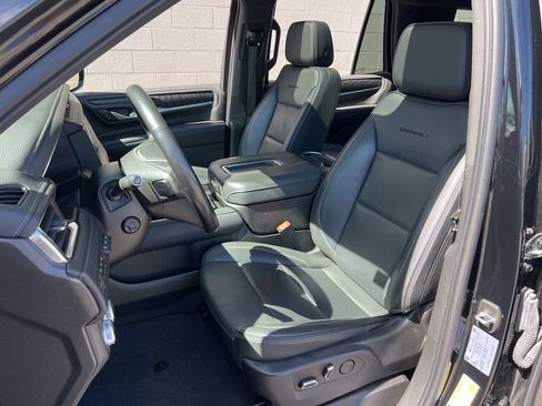 Used 2022 GMC Yukon Denali AWD/4WD image 24