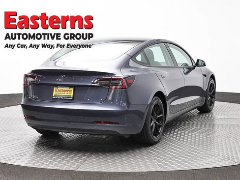 Used 2023 Tesla Model 3 Standard Range RWD image 5