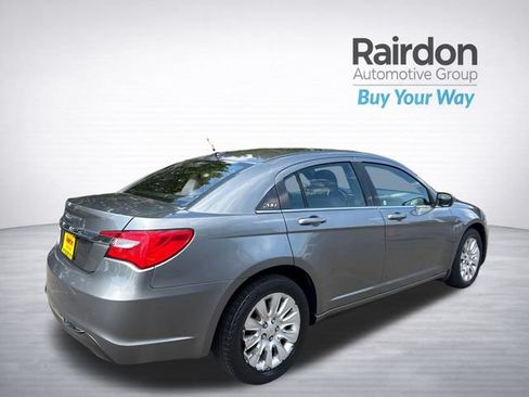 Used 2013 Chrysler 200 LX FWD image 7
