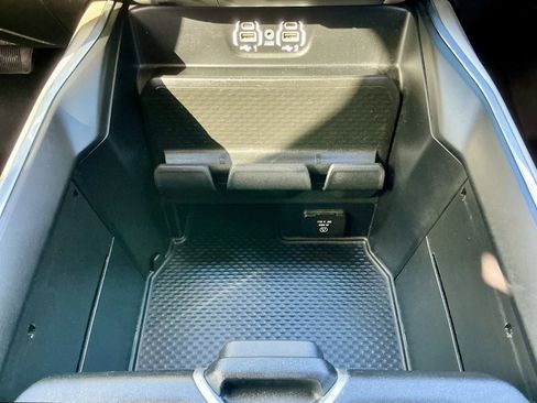 Used 2022 RAM 2500 Laramie w/ Chrome Appearance Group image 36