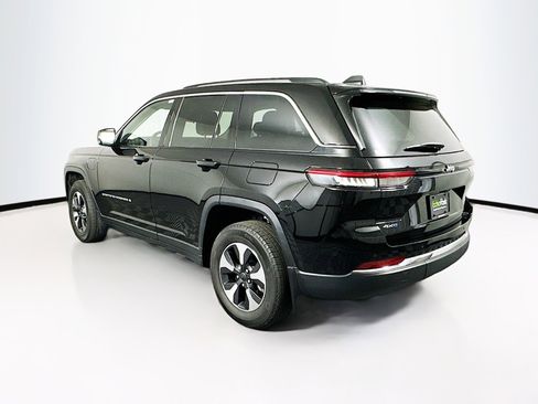 Used 2022 Jeep Grand Cherokee Limited 4xe w/ MOPAR Finishing Package image 5