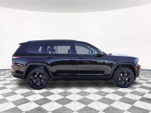 New 2025 Jeep Grand Cherokee L Limited image 12