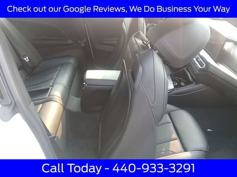 Used 2023 BMW 230i Coupe w/ Premium Package RWD image 36