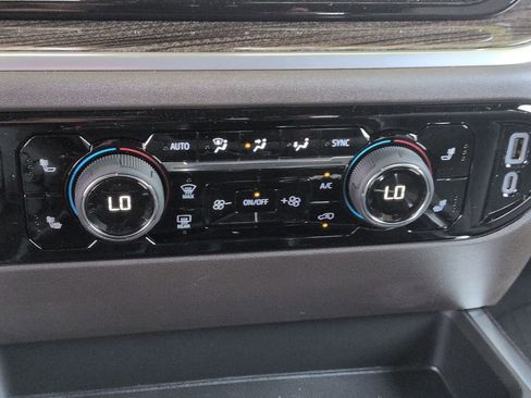 New 2026 Chevrolet Silverado 1500 RST w/ Dark Appearance Package AWD/4WD image 18
