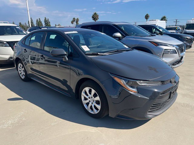Used 2025 Toyota Corolla LE FWD image 1