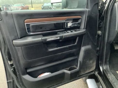 Used 2017 RAM 2500 Laramie w/ Convenience Group image 32