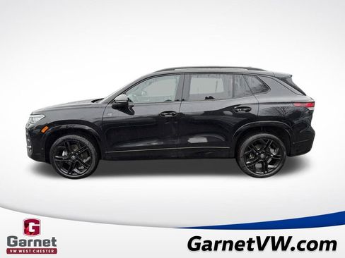 New 2026 Volkswagen Tiguan SE R-Line image 2