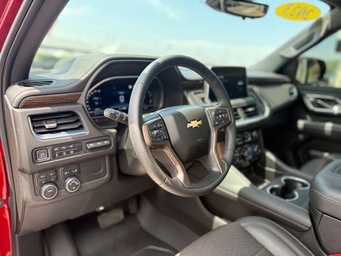 Used 2023 Chevrolet Tahoe High Country AWD/4WD image 9