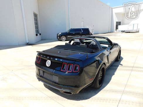 Used 2014 Ford Mustang Shelby GT500 w/ Equipment Group 821A image 26