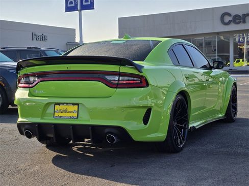 Used 2023 Dodge Charger Scat Pack image 4