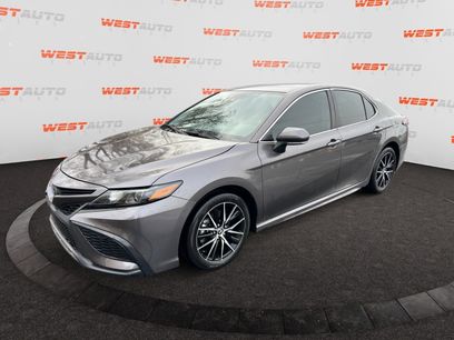 Used 2024 Toyota Camry SE