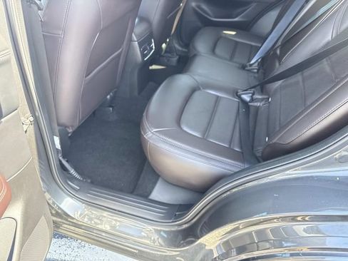 Used 2023 MAZDA CX-5 Signature AWD/4WD image 13