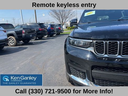 Used 2024 Jeep Grand Cherokee L Laredo AWD/4WD image 17