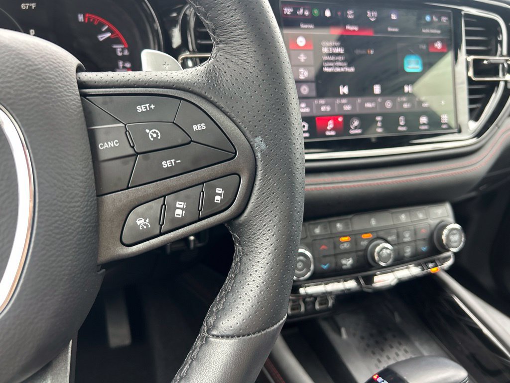 Used 2025 Dodge Durango GT AWD/4WD image 14