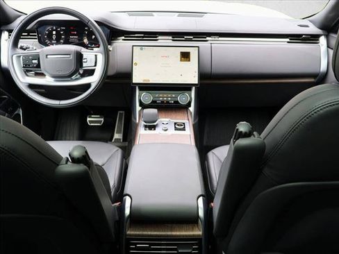 Used 2023 Land Rover Range Rover SE AWD/4WD image 24