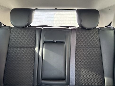 Used 2018 Buick Encore Preferred image 7