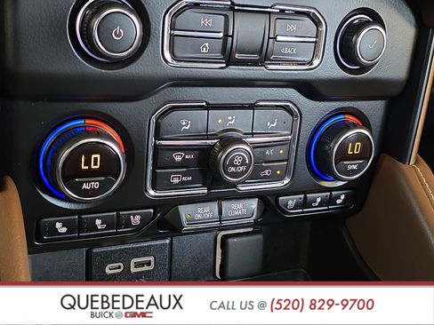 Used 2021 Chevrolet Tahoe High Country w/ Premium Package AWD/4WD image 22