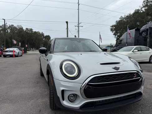 Used 2022 MINI Cooper Clubman S w/ Premium Package AWD/4WD image 4