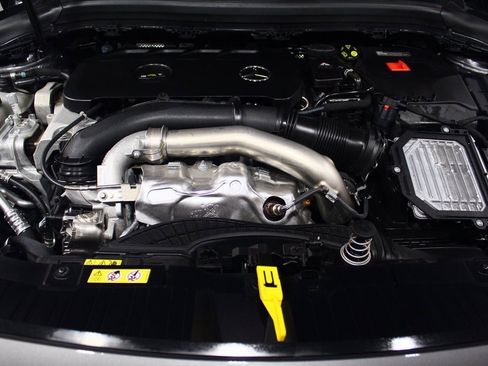 Used 2025 Mercedes-Benz GLA 250 GLA 250 image 31