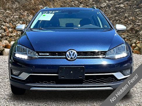 Used 2018 Volkswagen Golf Alltrack SE AWD/4WD image 3