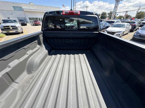 Certified 2024 Chevrolet Colorado Trail Boss w/ LPO, Dark Essentials Package image 9