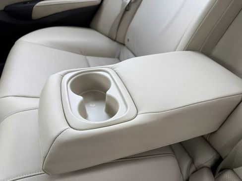 Used 2013 Acura ILX w/ Technology Package FWD image 9