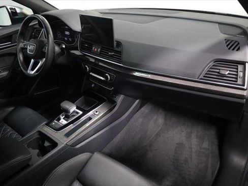 Used 2023 Audi SQ5 Premium Plus w/ Premium Plus Package AWD/4WD image 6