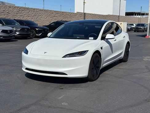 Used 2024 Tesla Model 3 Long Range AWD/4WD image 9