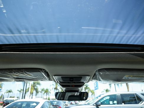 New 2026 Honda HR-V EX-L image 17