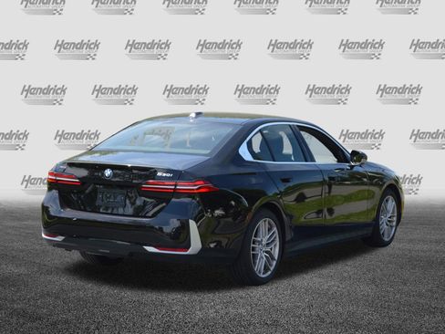 Certified 2025 BMW 530i xDrive AWD/4WD image 11