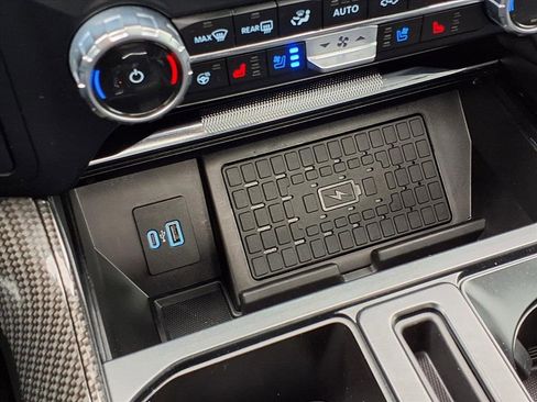 Used 2023 Ford F150 Lariat w/ Equipment Group 502A High image 15