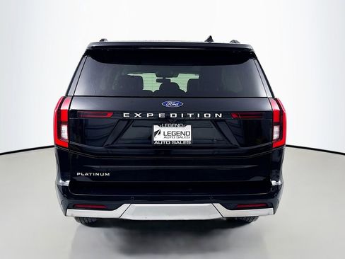 Used 2025 Ford Expedition Platinum AWD/4WD image 7