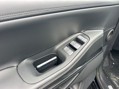 New 2026 Lincoln Navigator Premiere AWD/4WD image 21