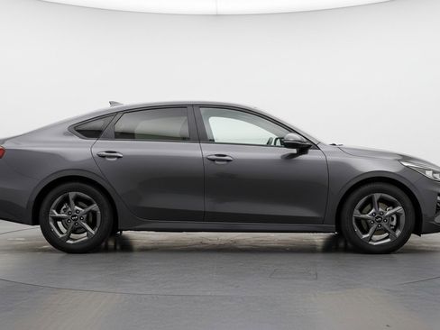 Used 2025 Kia K4 FWD image 11