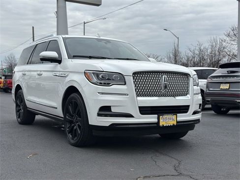 Certified 2022 Lincoln Navigator Reserve image 48