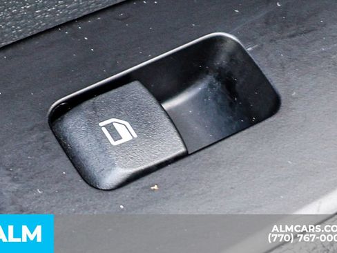 Used 2025 Kia Soul LX w/ LX Technology Package FWD image 48