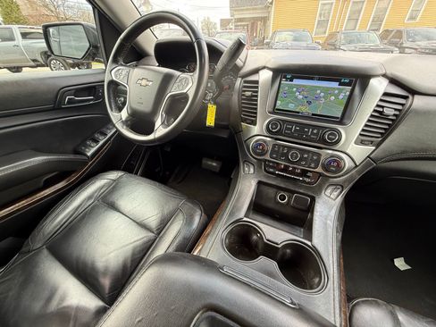 Used 2018 Chevrolet Tahoe LT image 30
