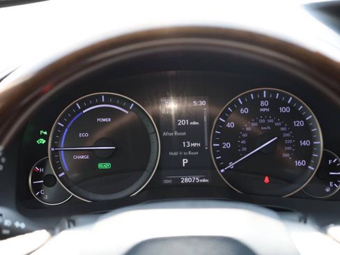 Used 2018 Lexus ES 300h w/ Navigation Package FWD image 19