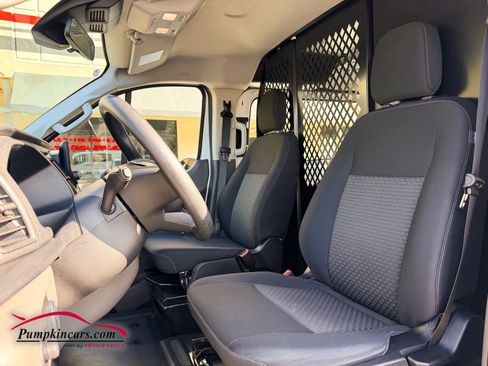 Used 2024 Ford Transit 250 Low Roof w/ Exterior Upgrade Package image 37