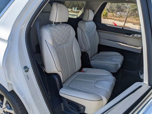 Used 2022 Hyundai Palisade Limited image 51