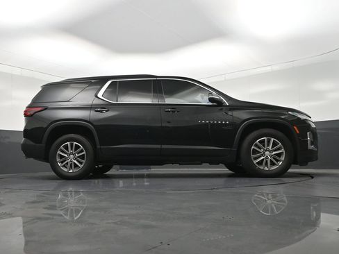 Used 2023 Chevrolet Traverse LT FWD image 29