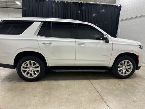 Used 2024 Chevrolet Tahoe Premier w/ Premium Package AWD/4WD image 11